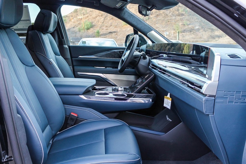 Used 2025 Cadillac Escalade IQ Sport 2 image 19
