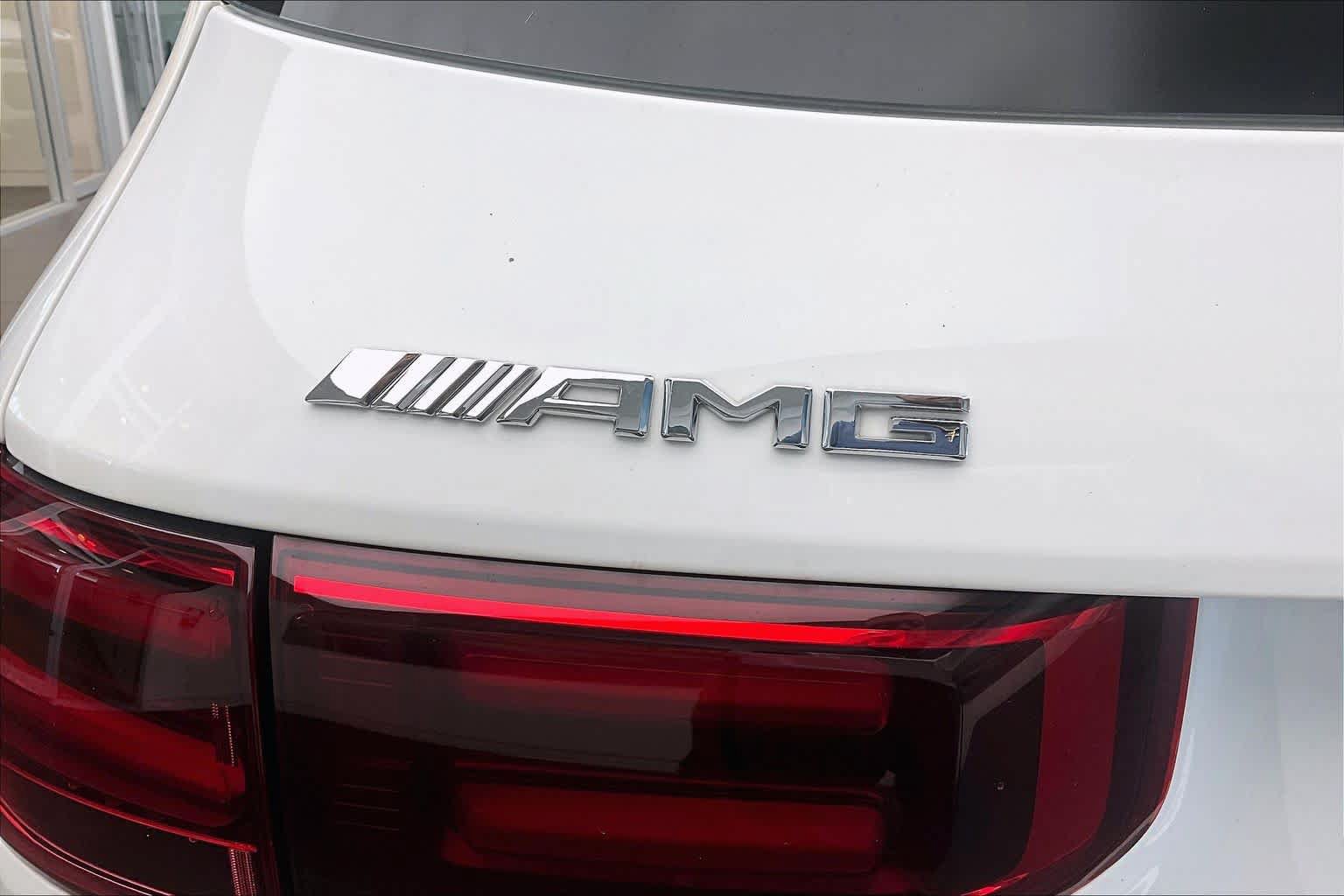 Used 2026 Mercedes-Benz GLB 35 AMG 4MATIC image 33
