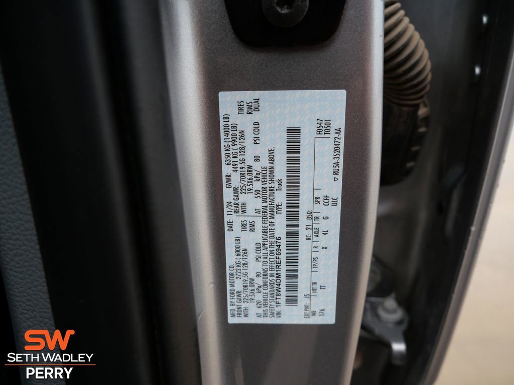 Certified 2024 Ford F450 Limited image 29