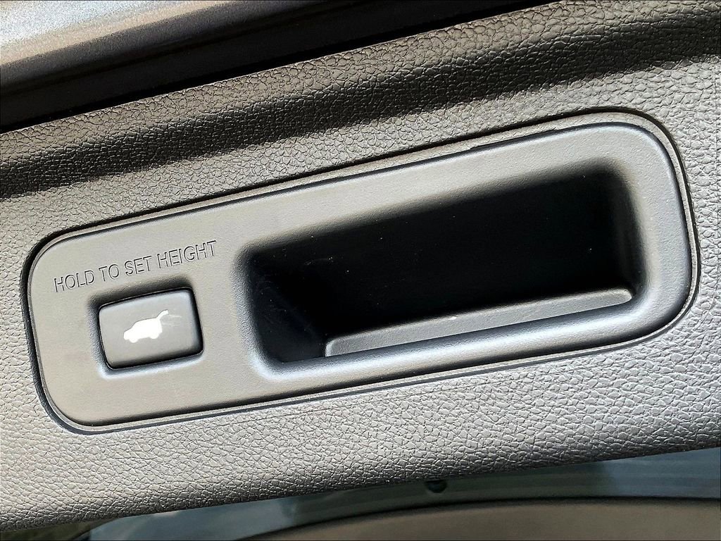Used 2025 Honda Odyssey Elite image 23