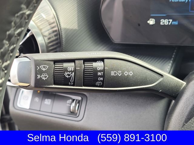 Used 2025 Chevrolet Equinox LT image 16