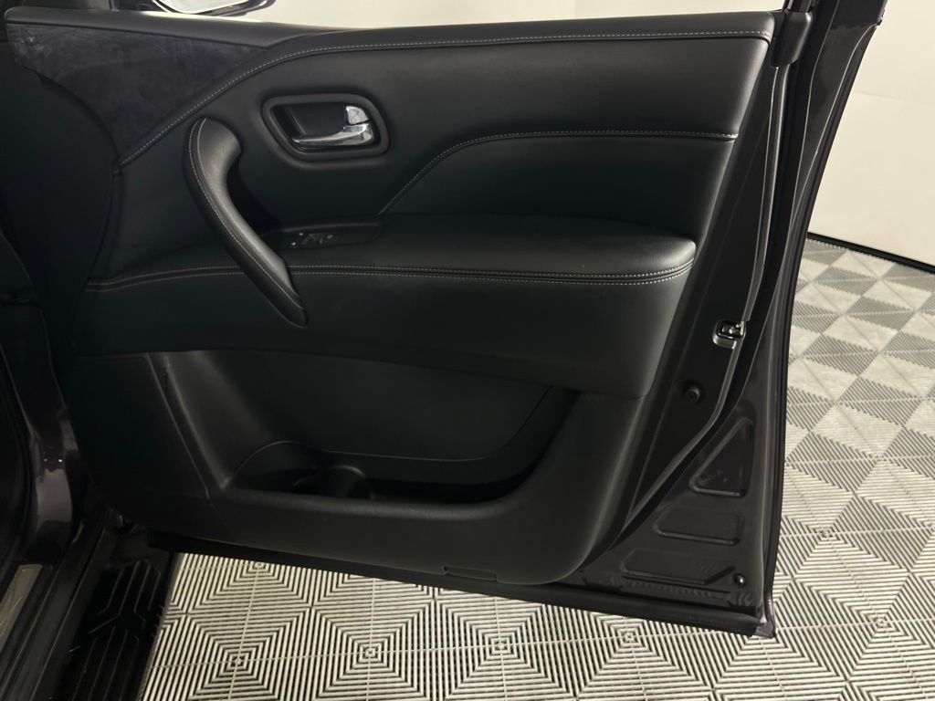 Used 2024 INFINITI QX80 Luxe image 31