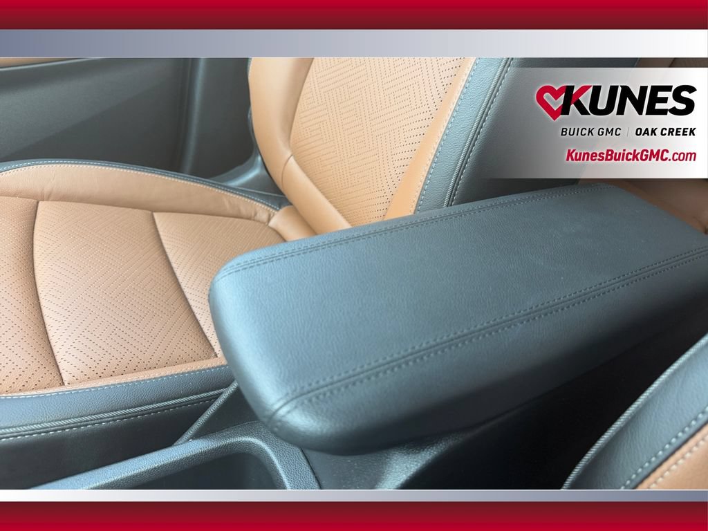 Used 2021 Buick Encore GX Essence w/ Advanced Technology Package AWD/4WD image 30