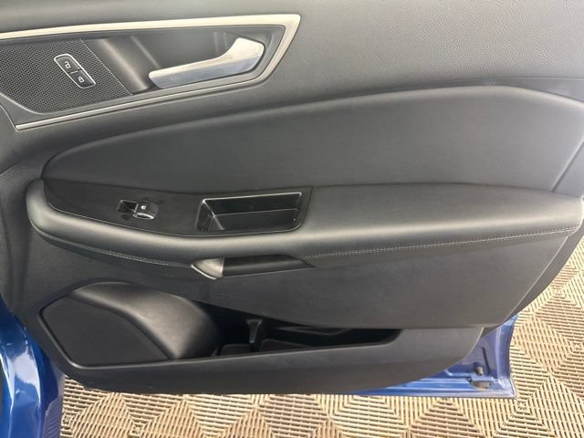 Used 2020 Ford Edge SEL w/ Convenience Package AWD/4WD image 23