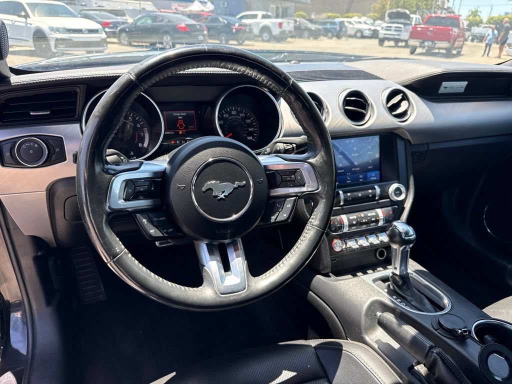 Used 2022 Ford Mustang Premium RWD image 8