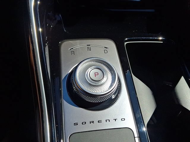 Certified 2026 Kia Sorento SX Prestige AWD/4WD image 14