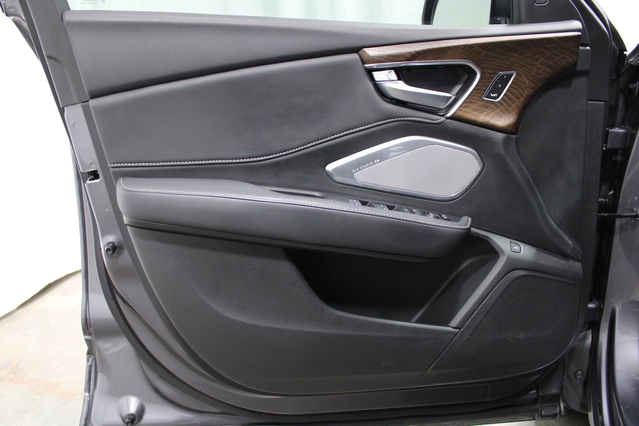 Used 2021 Acura RDX AWD w/ Advance Package image 11