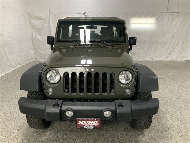 Used 2015 Jeep Wrangler Unlimited Sport image 3