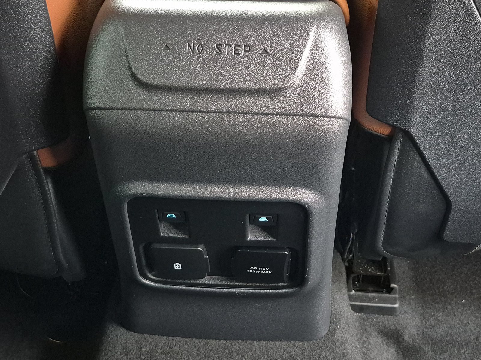 Used 2023 Ford Bronco Heritage Edition AWD/4WD image 18