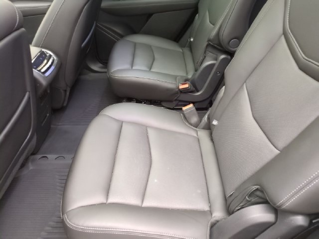 Certified 2024 Cadillac XT6 Premium Luxury w/ LPO, Floor Liner Package AWD/4WD image 22