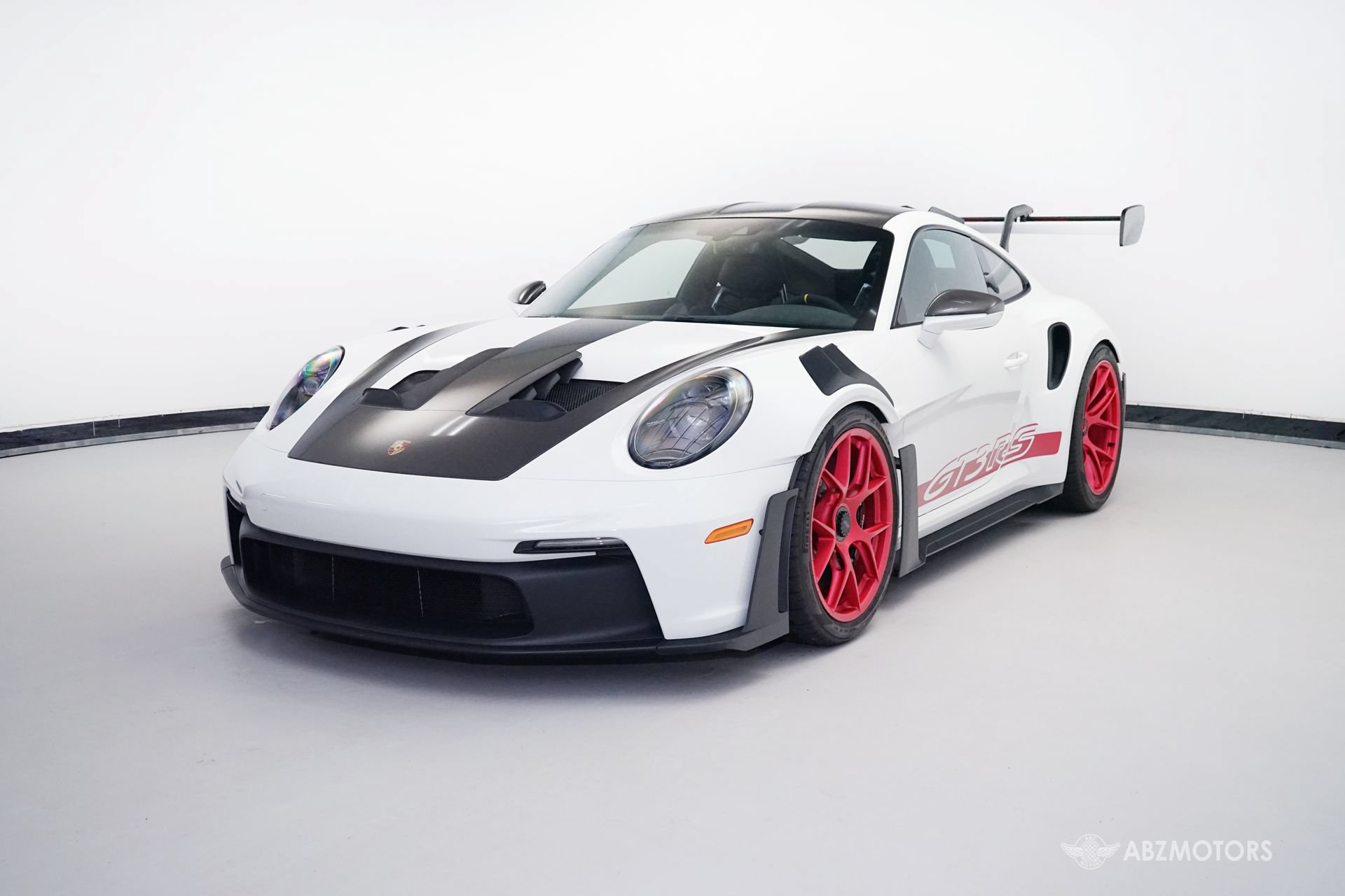 Used 2023 Porsche 911 GT3 RS RWD image 2