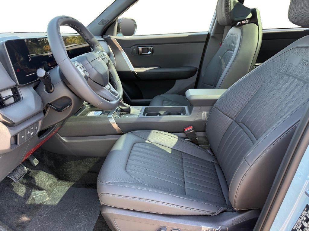 New 2027 Kia Seltos X-Line S w/ X-Line S Premium Package AWD/4WD image 9