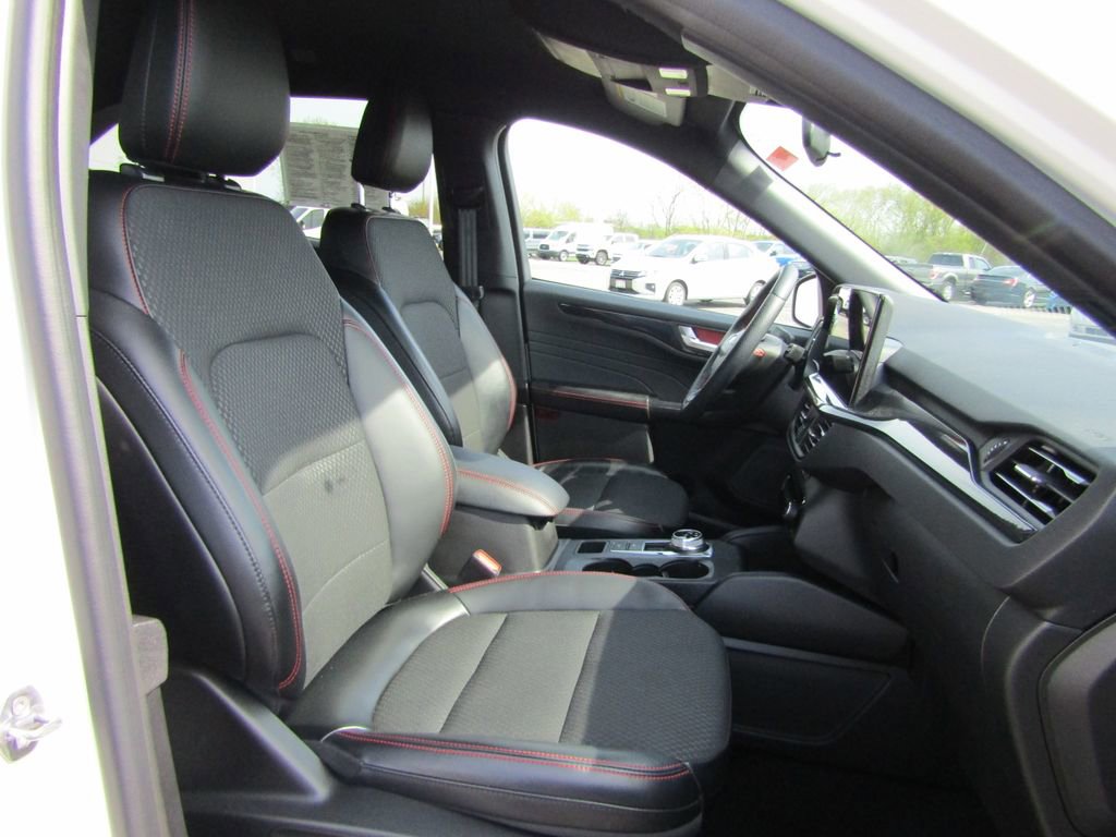 Used 2023 Ford Escape ST-Line Select w/ Tech Pack #2 AWD/4WD image 15