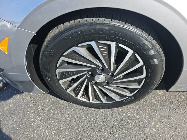 Used 2021 Hyundai Sonata Limited image 16