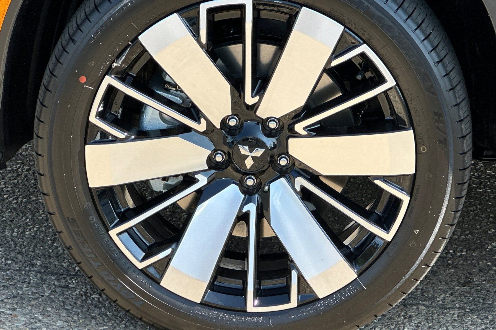 New 2025 Mitsubishi Outlander SEL image 26