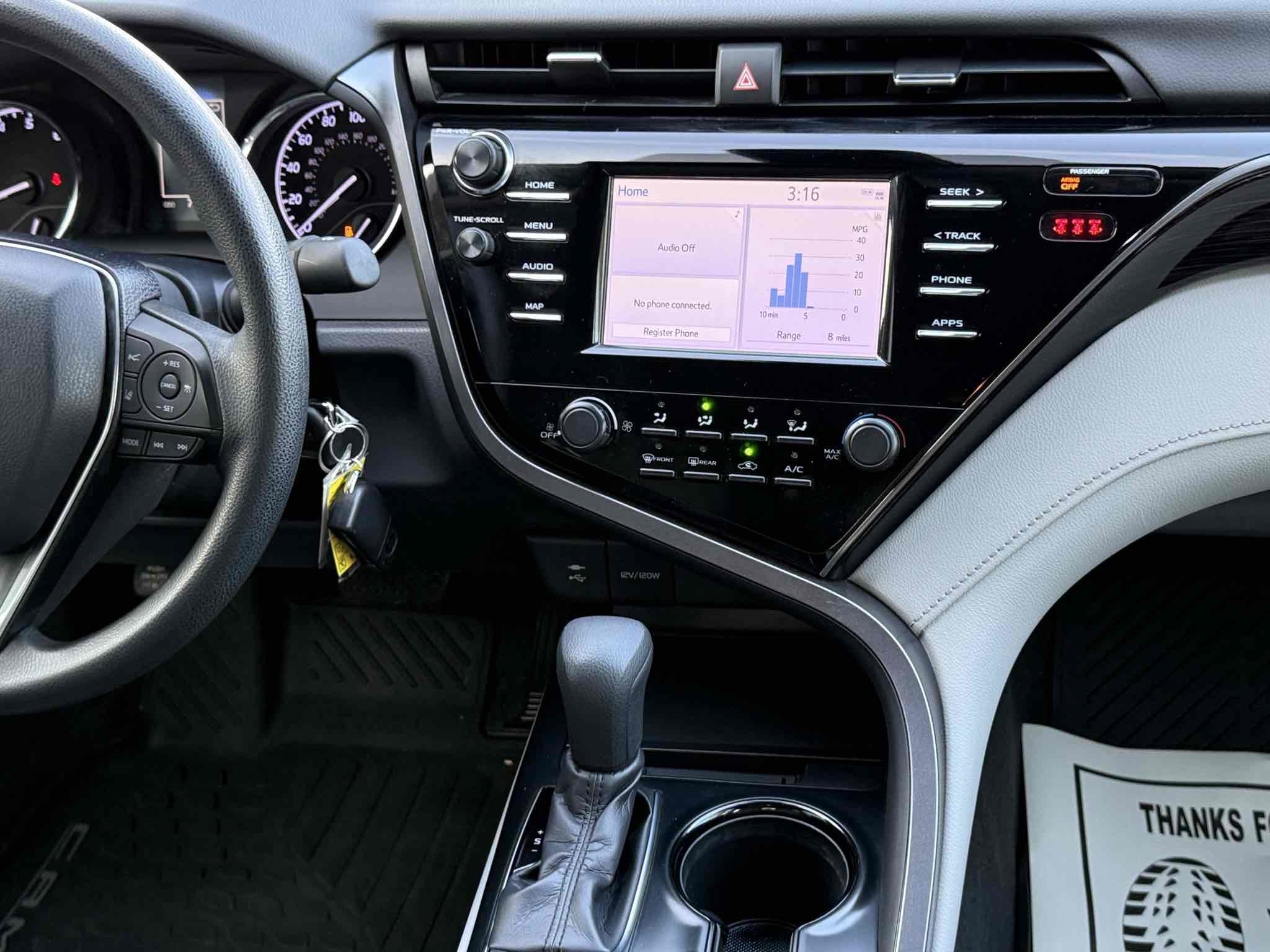 Used 2019 Toyota Camry LE image 53