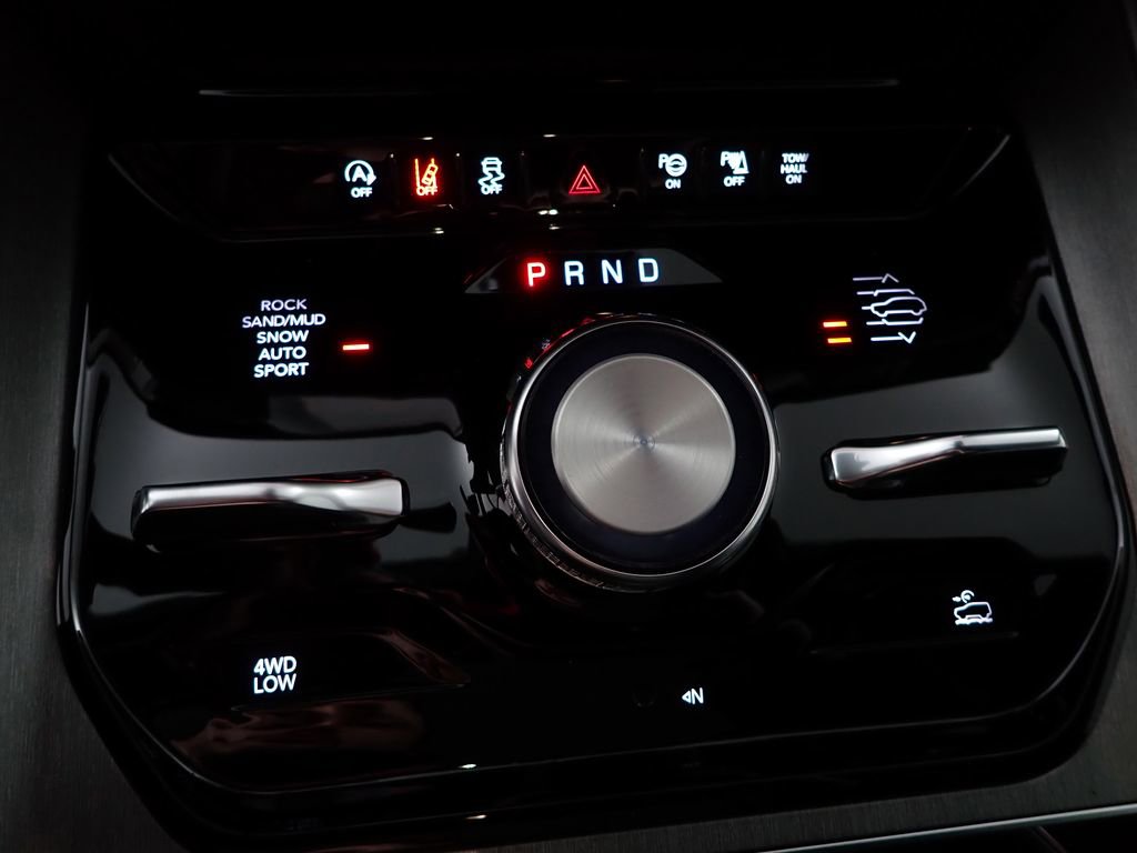 New 2026 Jeep Grand Wagoneer 4WD w/ Quick Order Packge 29V Upland image 35