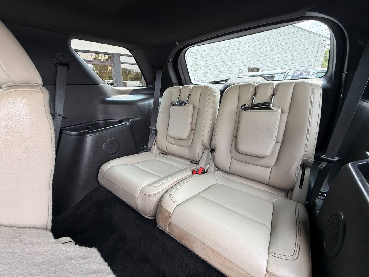 Used 2015 Ford Explorer XLT w/ Equipment Group 202B AWD/4WD image 27