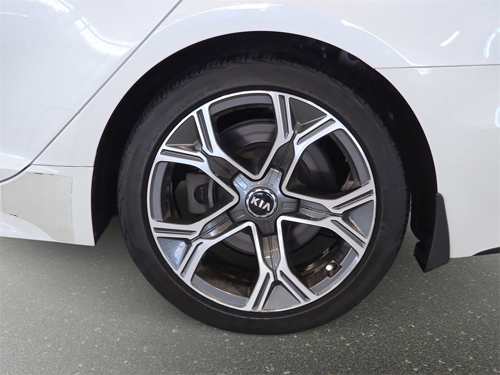 Used 2020 Kia Stinger GT-Line image 29