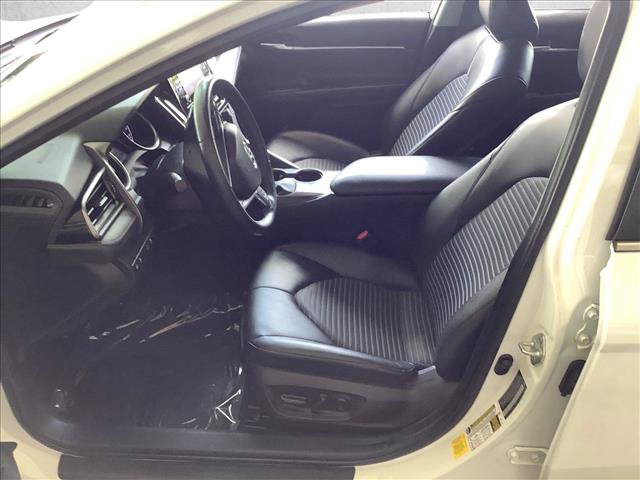 Used 2023 Toyota Camry SE FWD image 11