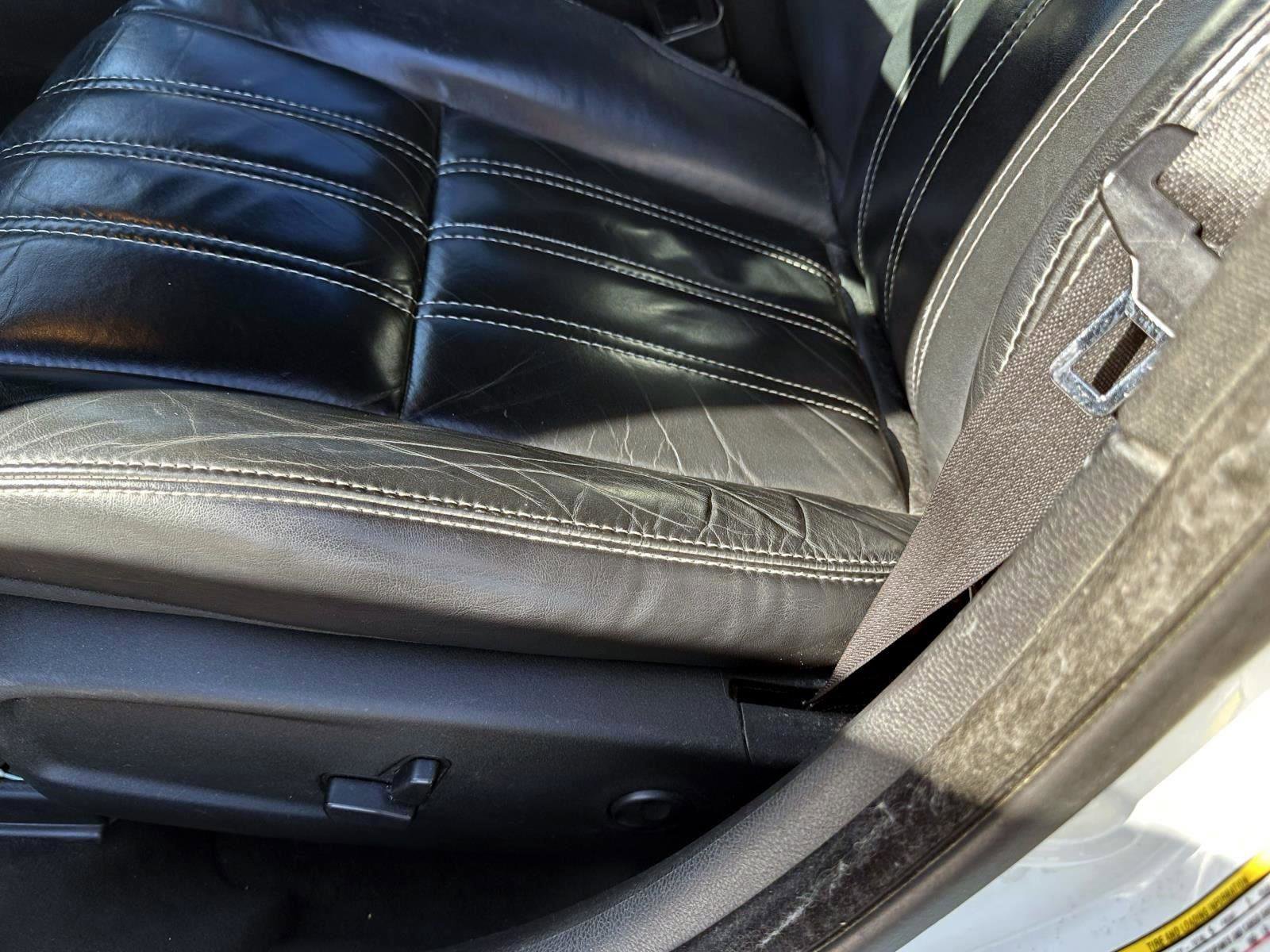 Used 2016 Chrysler 300 S image 18