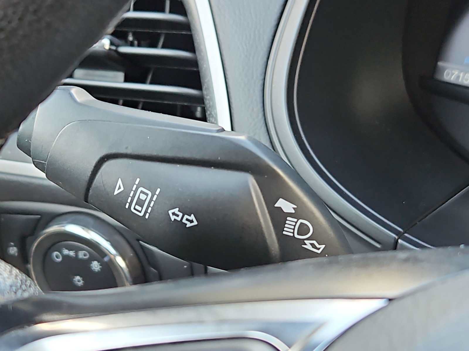 Used 2024 Ford Edge SEL AWD/4WD image 23