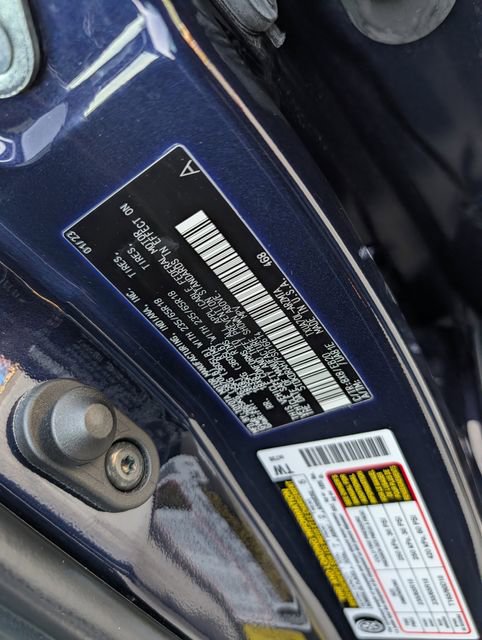 Used 2023 Toyota Highlander XLE image 39