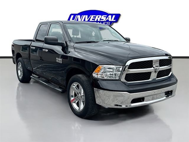 Used 2016 RAM 1500 Classic SLT AWD/4WD image 2