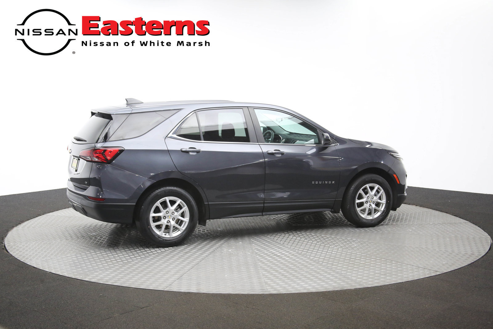 Used 2022 Chevrolet Equinox LT FWD image 38