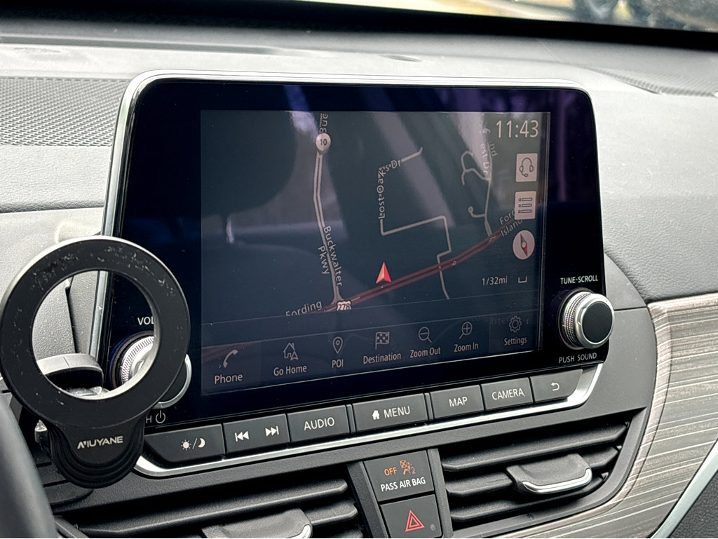 Used 2019 Nissan Altima 2.5 Platinum image 10