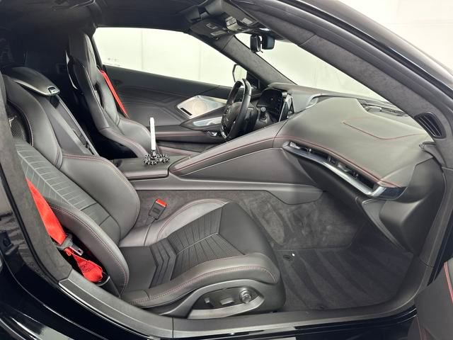 Used 2024 Chevrolet Corvette Z06 w/ Battery Protection Package image 31