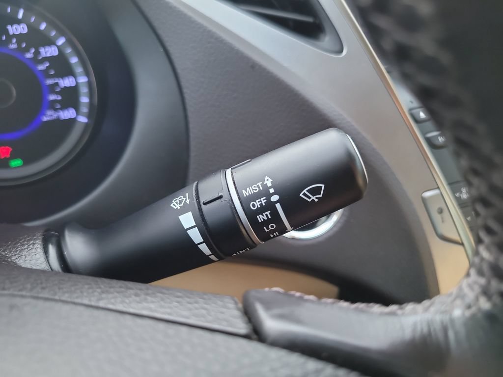 Used 2013 Hyundai Azera FWD image 31