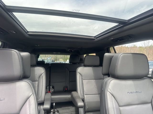 New 2026 GMC Yukon XL Denali w/ Denali Reserve Package AWD/4WD image 45
