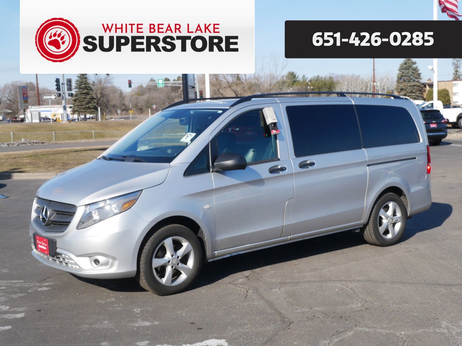 Used 2016 Mercedes-Benz Metris Passenger image 1
