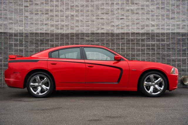 Used 2014 Dodge Charger R/T w/ Wheels & Tunes Group image 4