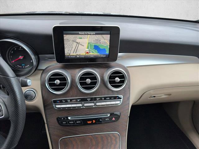 Used 2019 Mercedes-Benz GLC 350e 4MATIC image 15