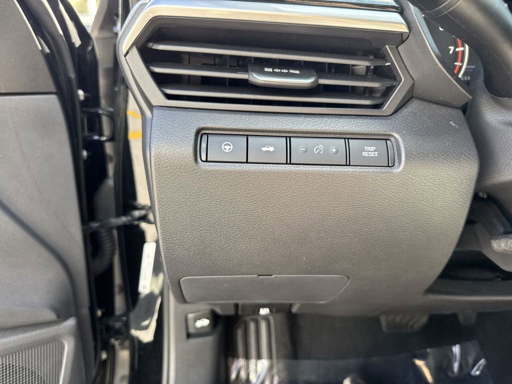 Used 2023 Nissan Altima 2.0 SR image 59