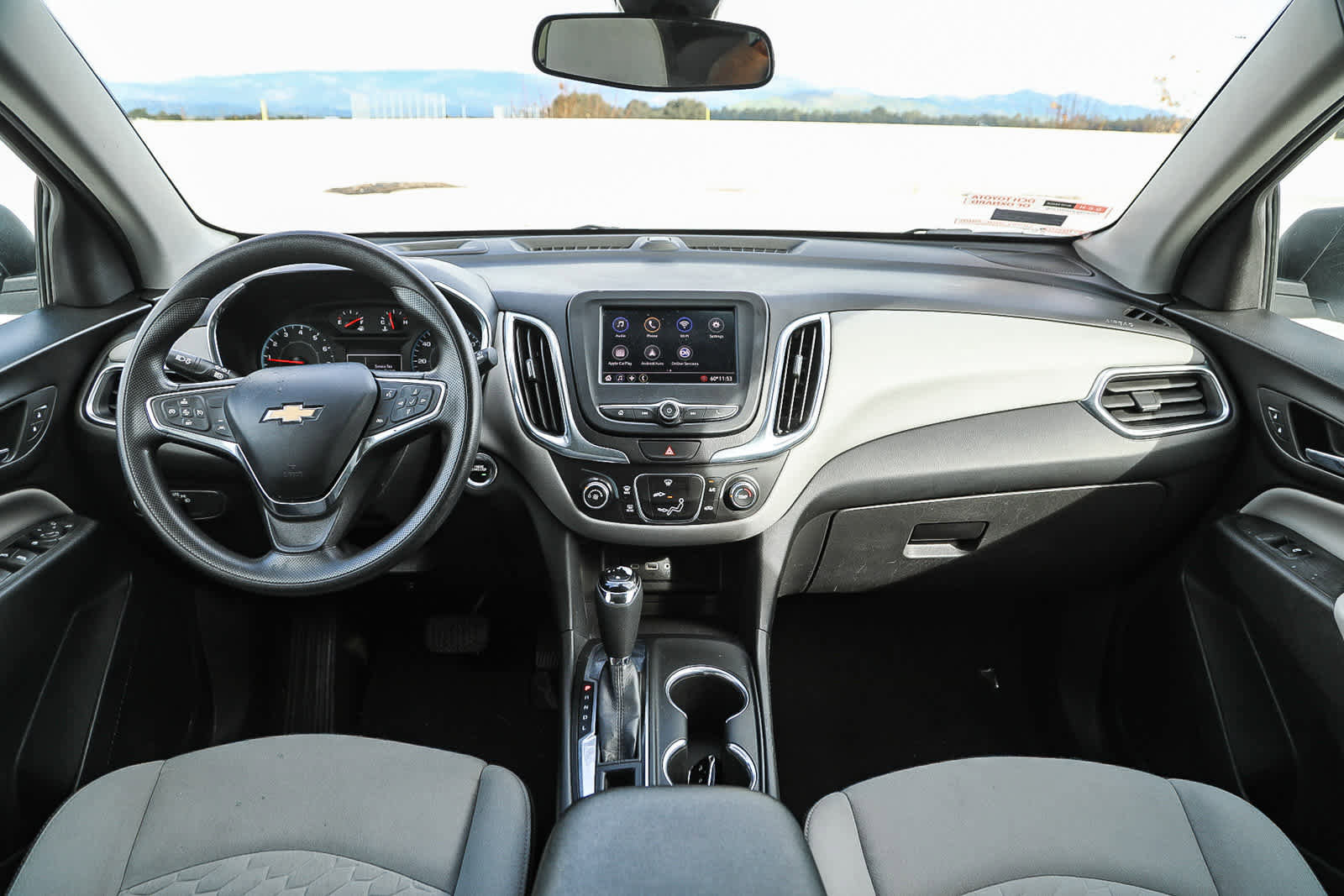 Used 2021 Chevrolet Equinox LS image 12