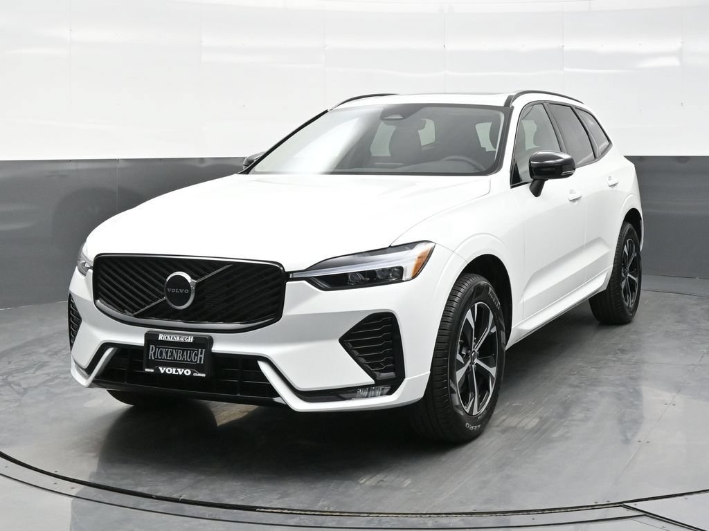 New 2026 Volvo XC60 B5 Core AWD/4WD image 2