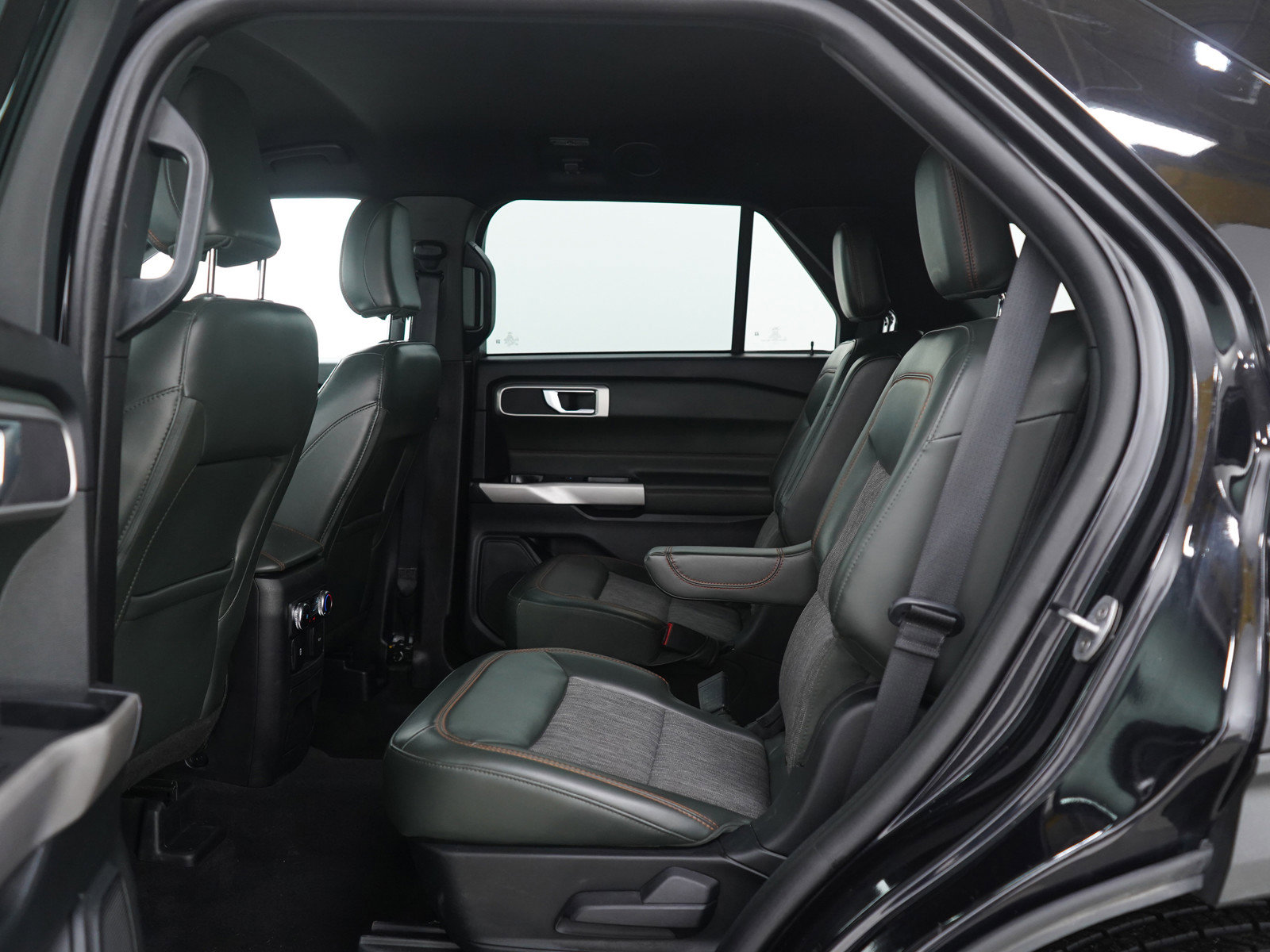 Used 2023 Ford Explorer Timberline image 18