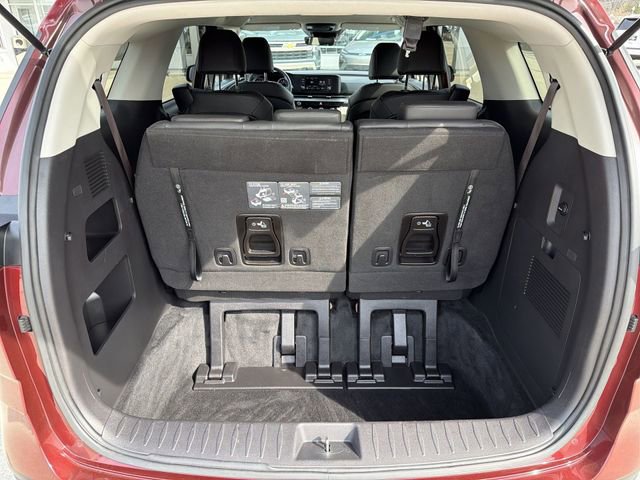 Used 2024 Kia Carnival LX image 25