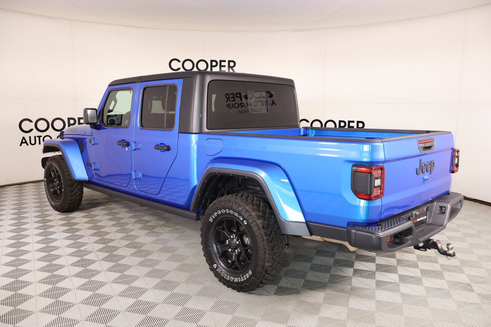 Used 2024 Jeep Gladiator Sport AWD/4WD image 22