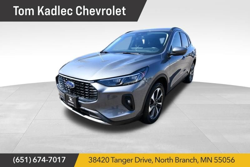 Used 2024 Ford Escape Platinum AWD/4WD image 1