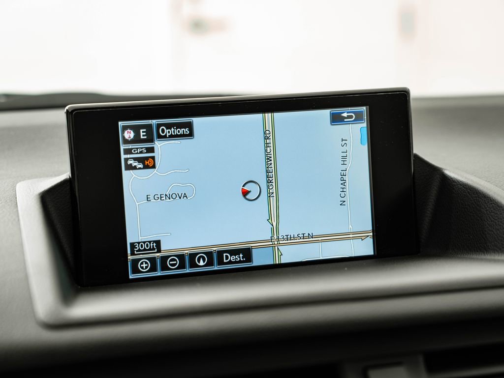 Used 2014 Lexus CT 200h FWD image 30