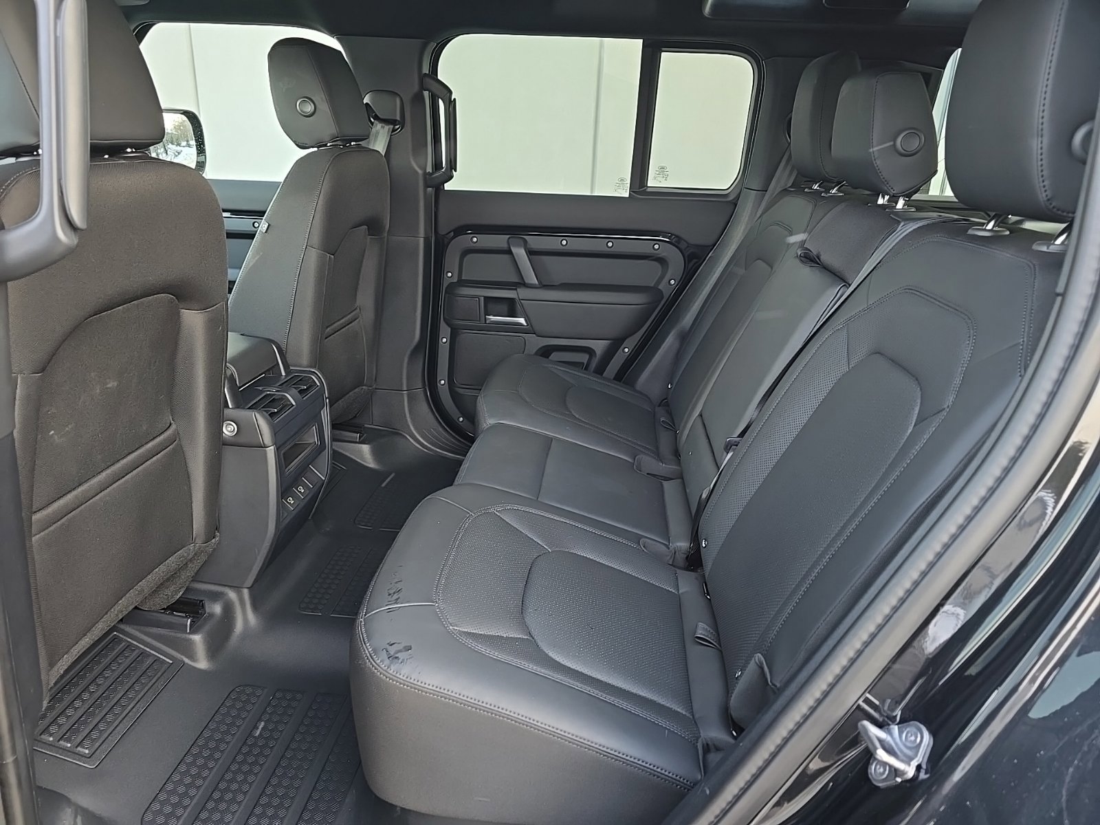 Certified 2025 Land Rover Defender 110 S image 8