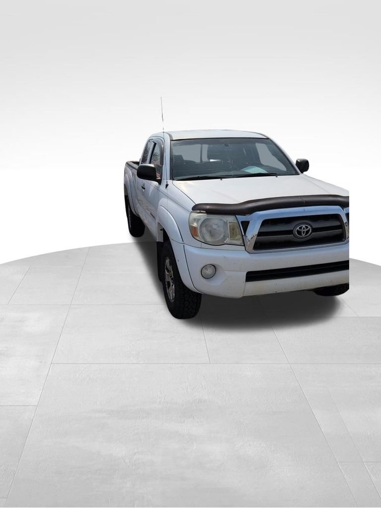 Used 2010 Toyota Tacoma PreRunner image 6