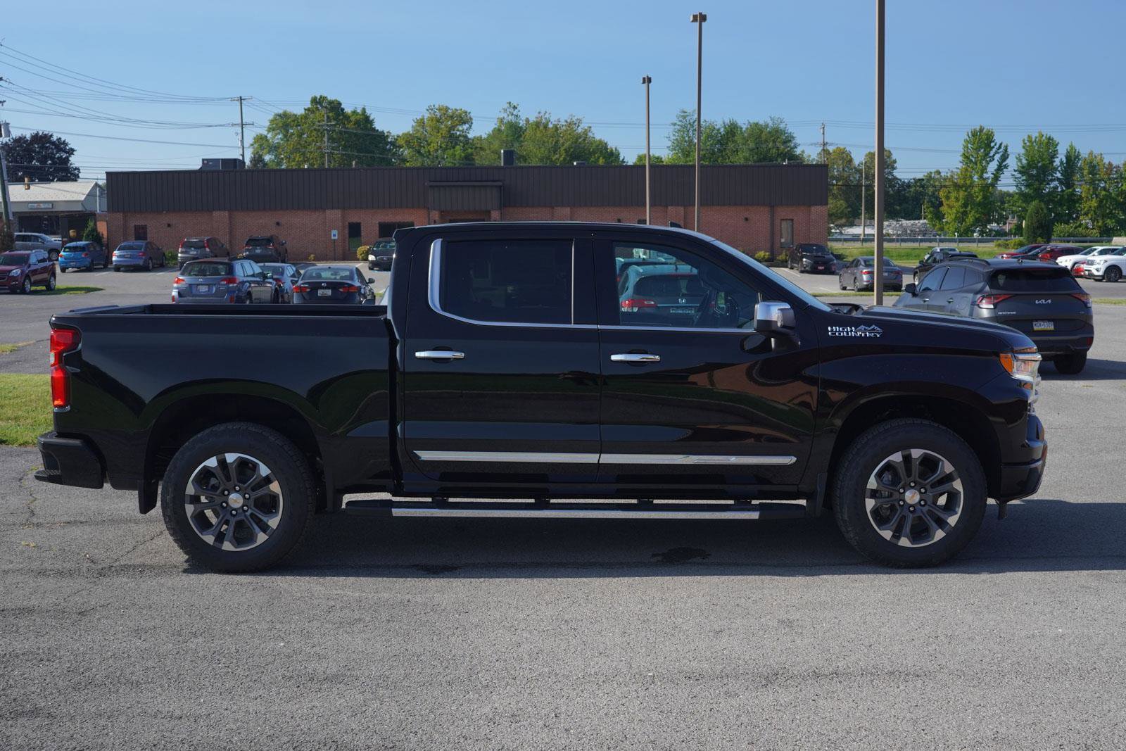 New 2026 Chevrolet Silverado 1500 High Country w/ Technology Package image 2