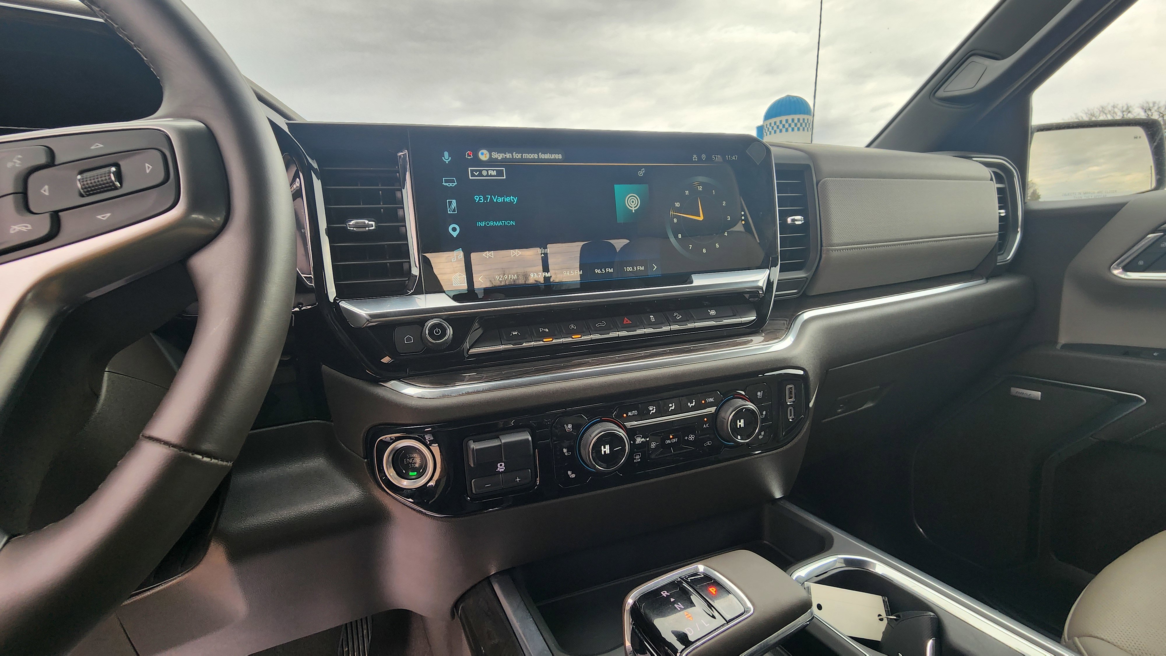 Used 2025 Chevrolet Silverado 1500 LTZ w/ Z71 Off-Road Package image 17
