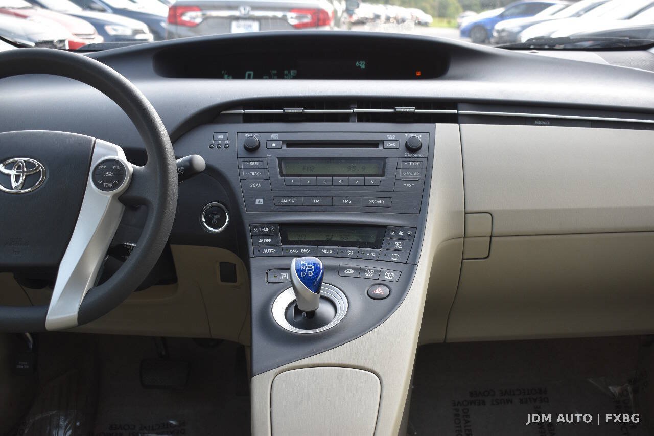 Used 2011 Toyota Prius Three FWD image 23