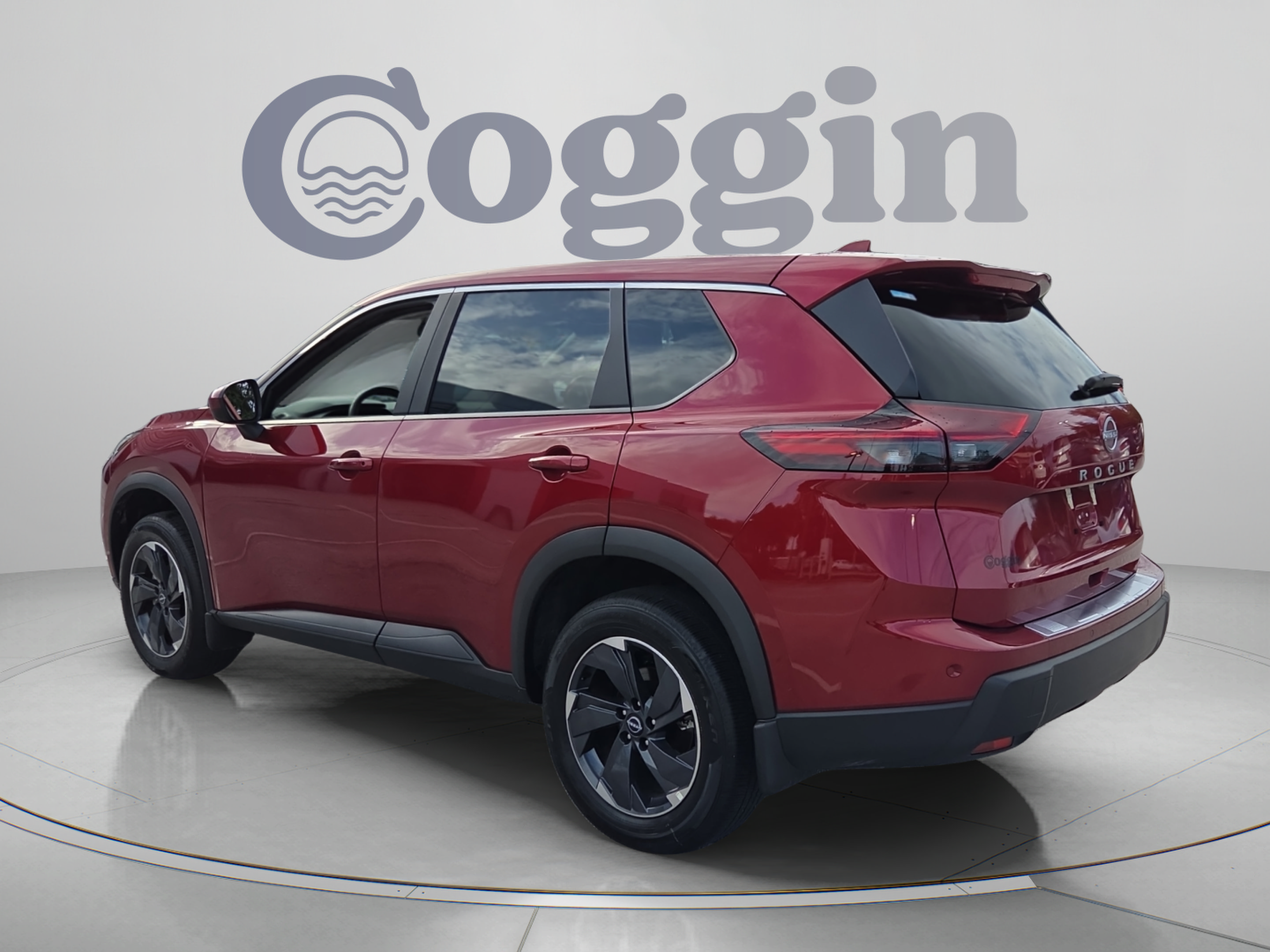 Certified 2026 Nissan Rogue SV FWD image 3